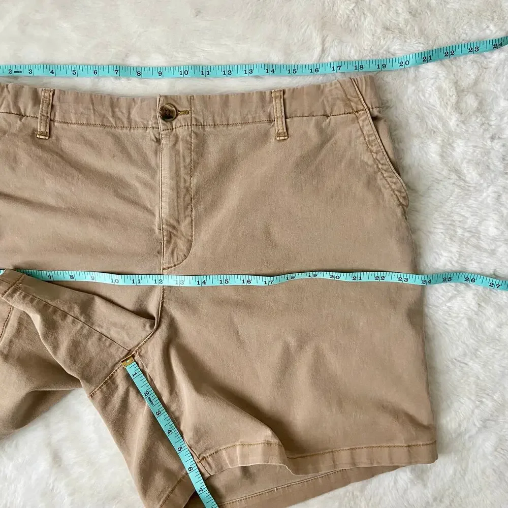 Old Navy Khaki Shorts Size XL